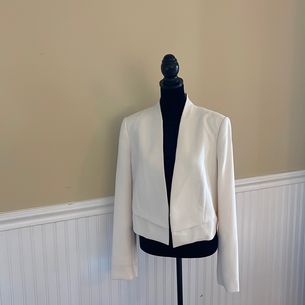 White House Black Market Cream Open-Front Blazer